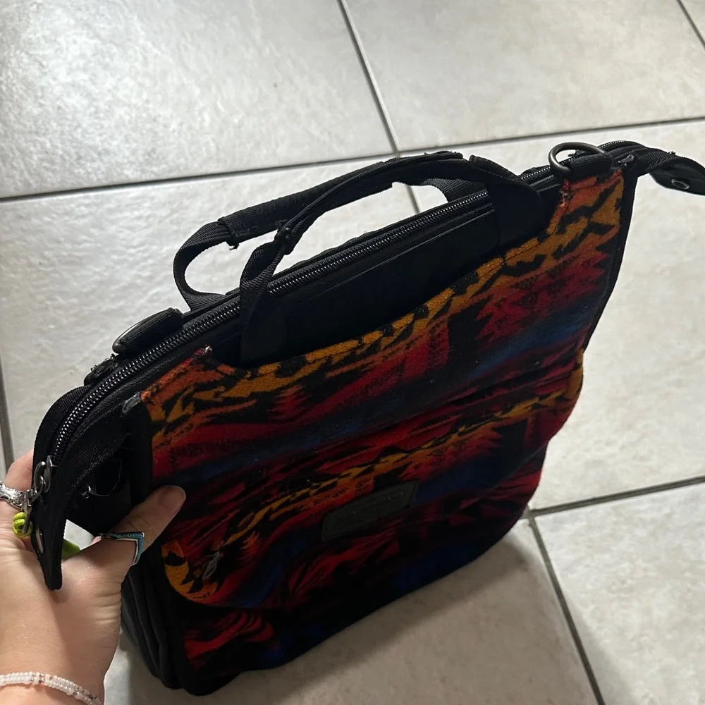 Pendleton‎ Wool Backpack Aztec Design - Picture 3 of 13